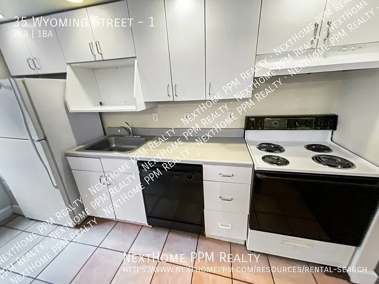 35 Wyoming St #1 — Photo 11