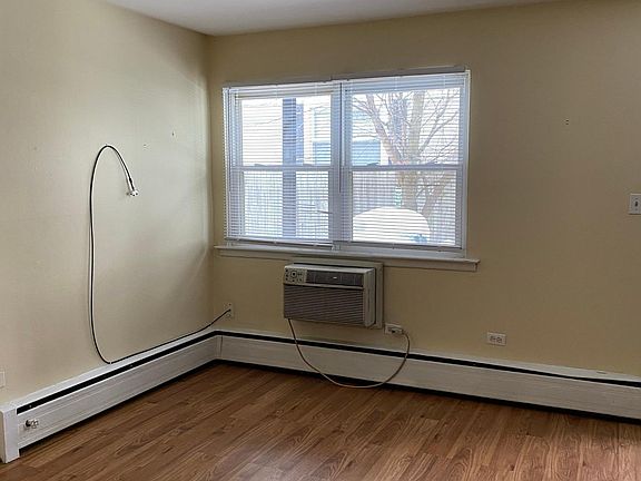 4th image of 910 W Euclid Ave APT 103
