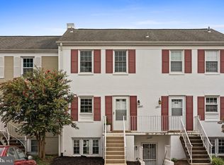 14407 Turin Ln, Centreville, VA 20121