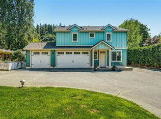 14051 NE 167th St UNIT B, Woodinville, WA 98072