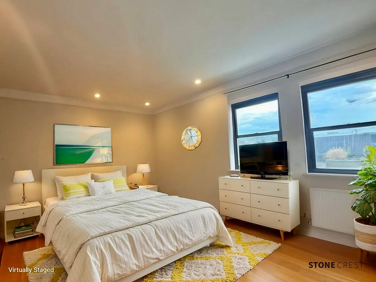 Photo 2 of 12 - 155 Riverside Dr #Penthouse 1 - Manhattan, NY Building Photo - 155 Riverside Dr #Penthouse 1