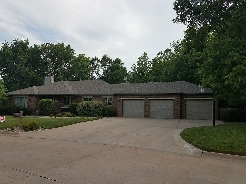 1st image of 1223 Windsong Ln