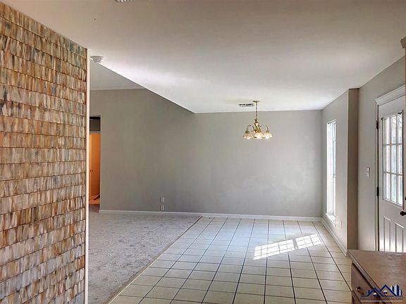 4th image of 531 Leo Dr