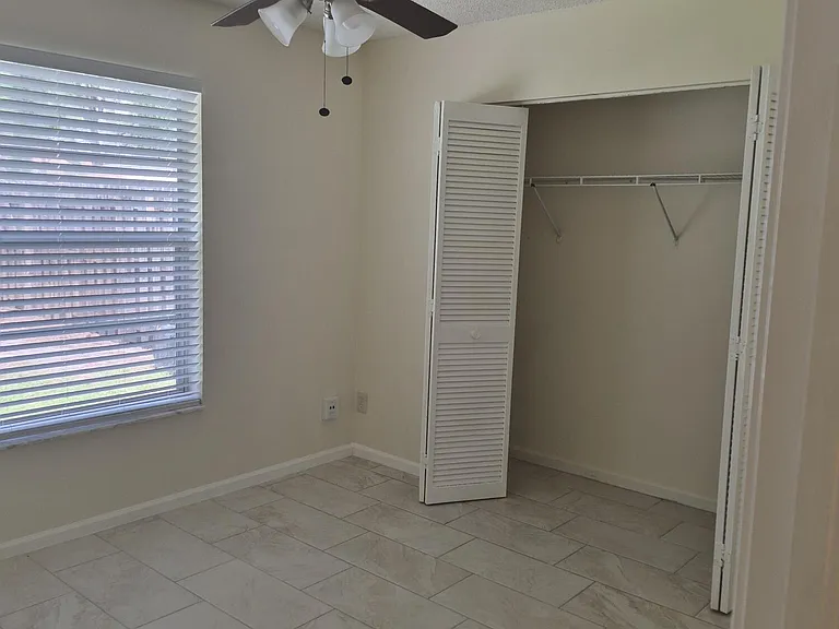 3793 Heather Dr W — Photo 5