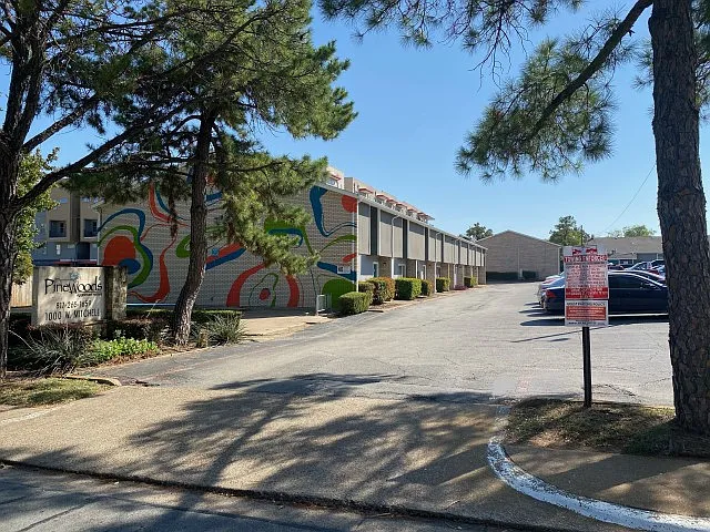 Pinewoods Apartments — Photo 17