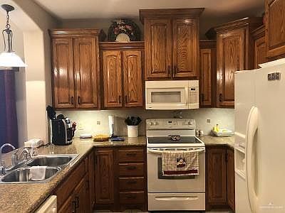 5th image of 245 Karen Dr