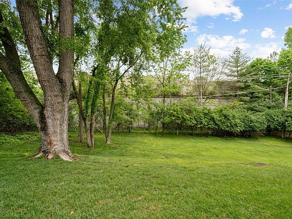 4th image of 2124 Shimoor Ln