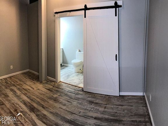 4th image of 301 Bradley St APT A107