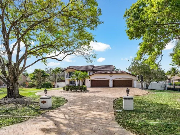 6335 NW 75th Way, Parkland, FL 33067