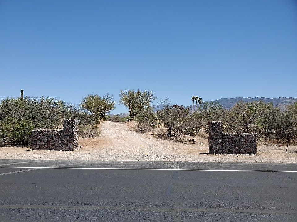 Entrance to property