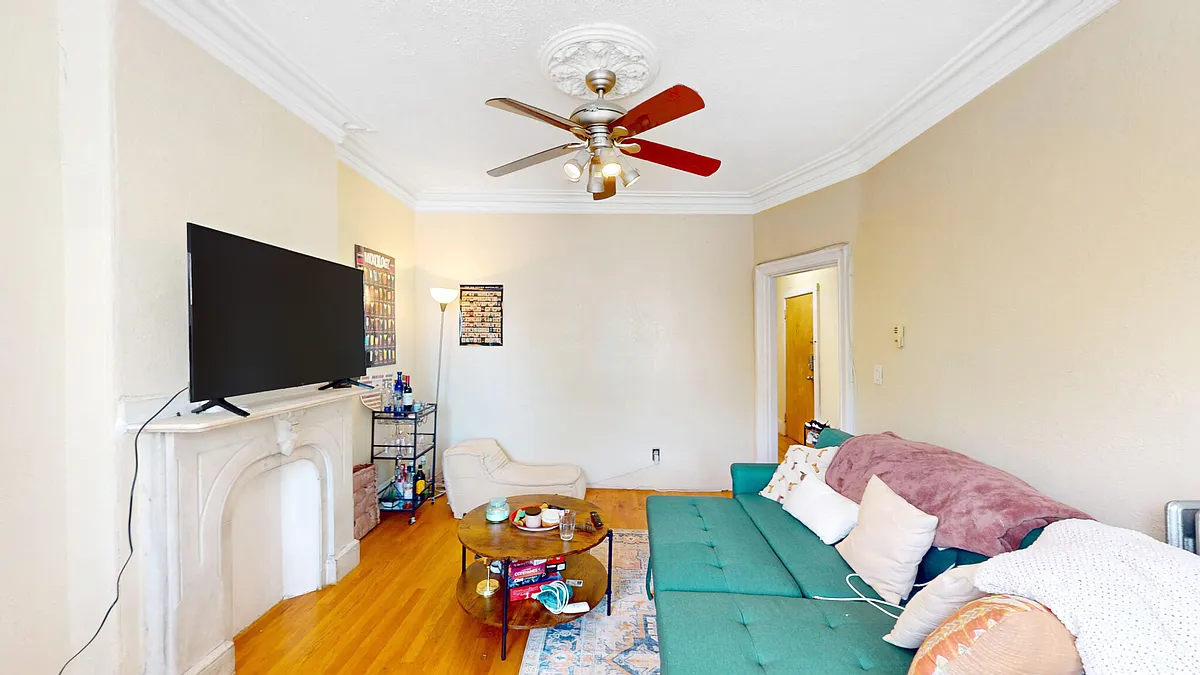 Building Photo - 86 Hammond St #2A