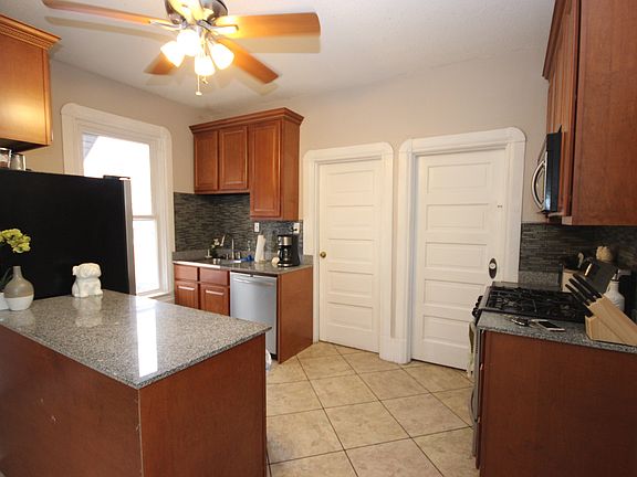 2nd image of 5823 W Park Ave