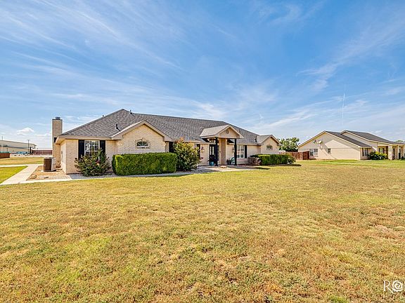 4th image of 7593 Plantation Ct