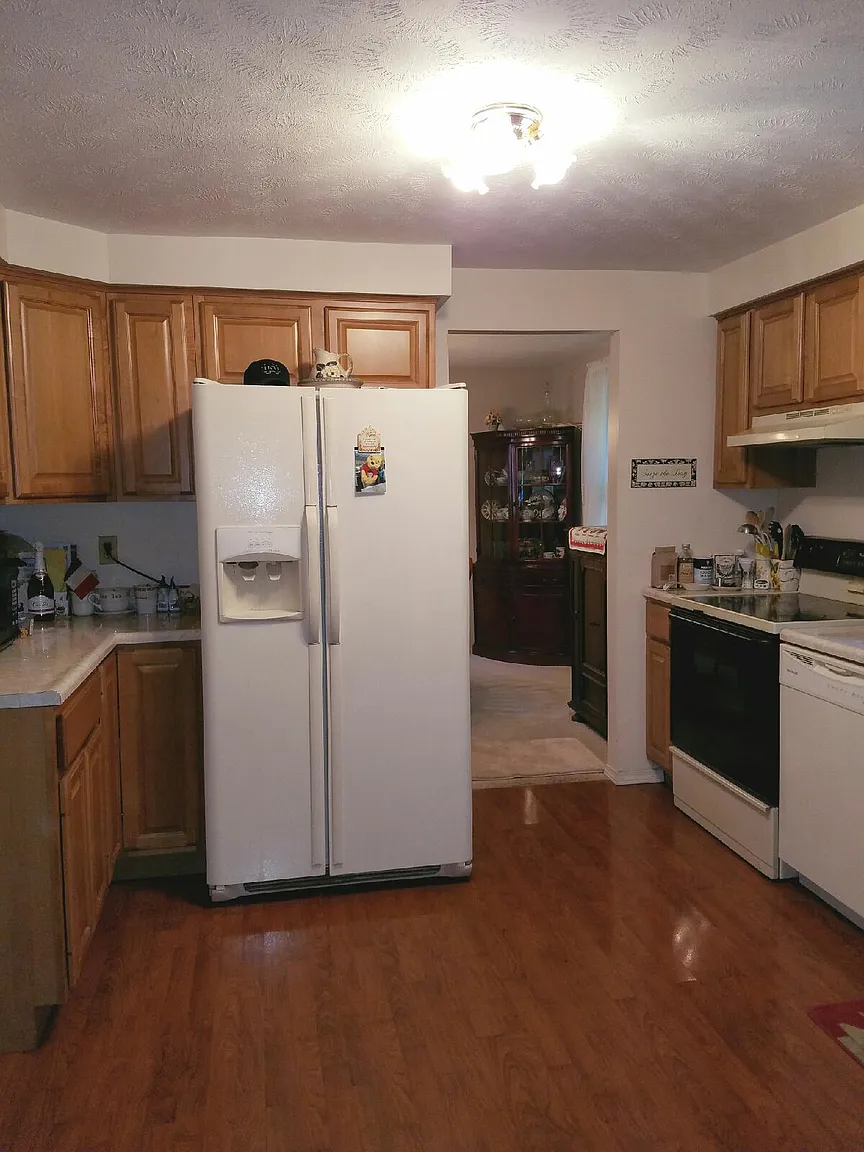 8513 Oak Knl photo 1