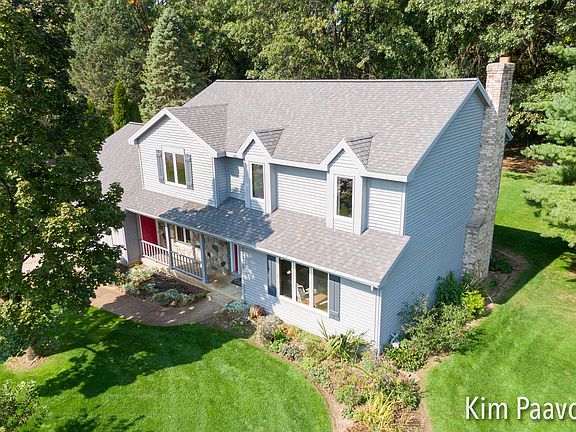 2nd image of 6465 Brookhills Ct SE