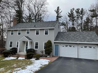 7 Coleridge Rd, Nashua, NH 03062