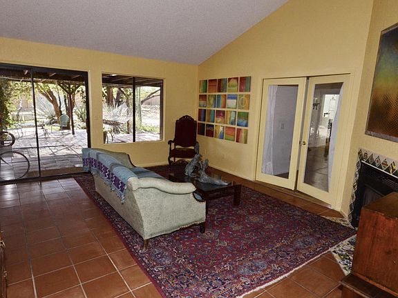4th image of 2711 W Calle De Dalias