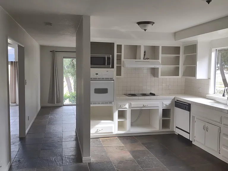 37850 De Portola Rd — Photo 35