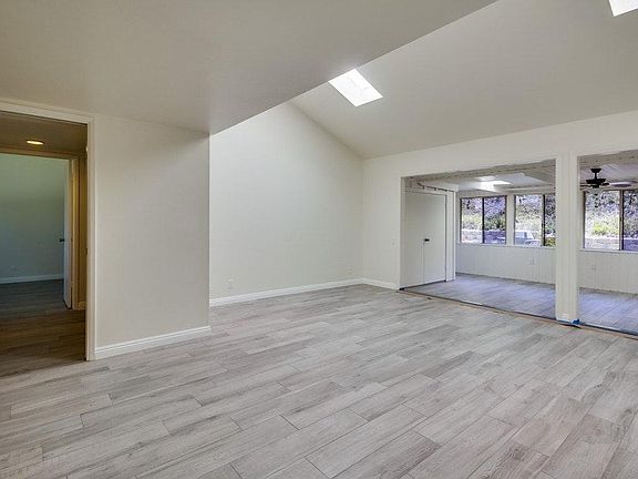 3rd image of 3615 Vista Bella Unit 22