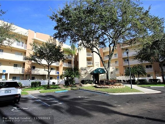 2nd image of 9539 Weldon Cir APT 305