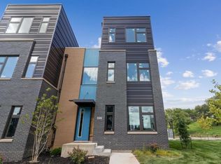 840 E 4th St, Des Moines, IA 50309