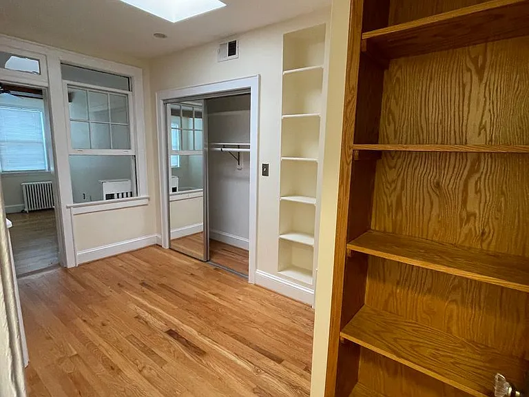 539 24th St NE — Photo 32