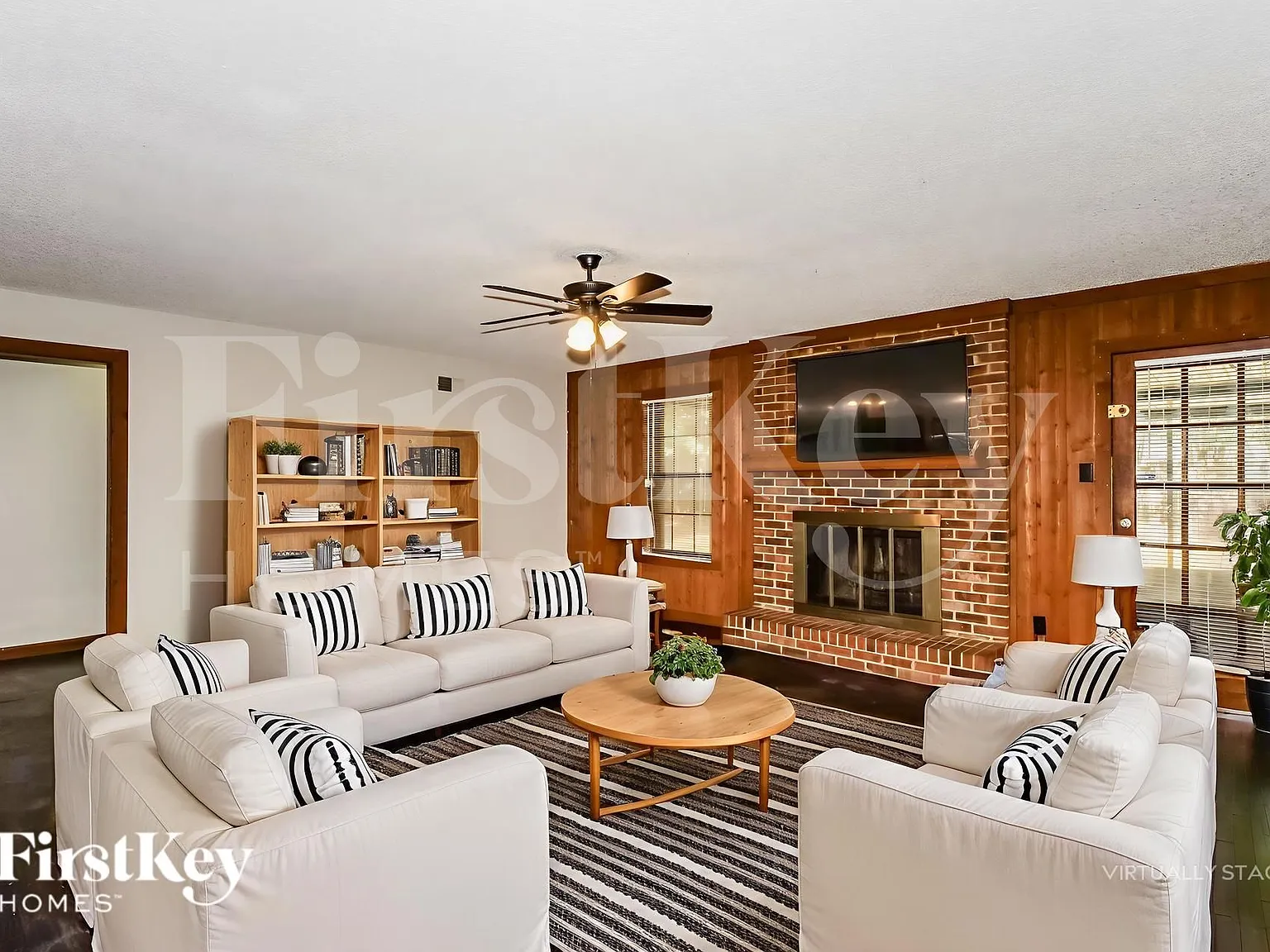 3 bed, 2.0 bath, 1749 sqft, $1,745 — Photo 4