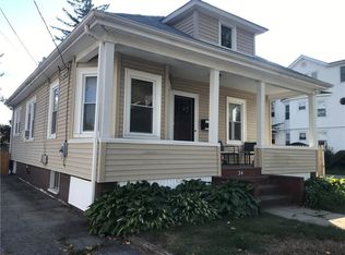 34 Brooks St, Cranston, RI 02920