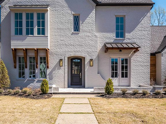 2nd image of 7086 Allelon Cir N