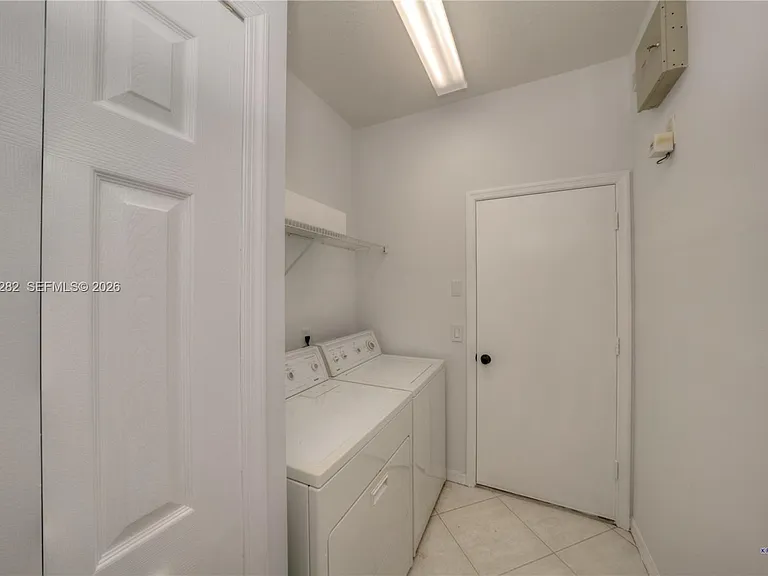 3781 NW Willow Creek Dr — Photo 22