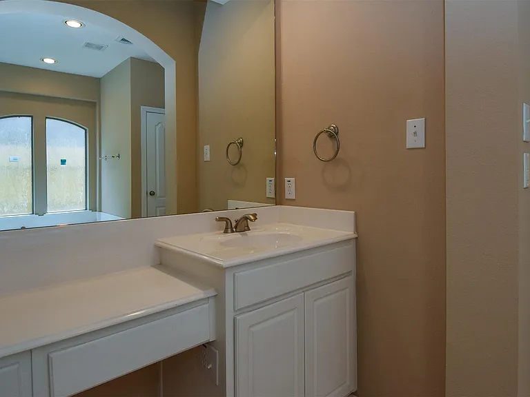 21223 Pennshore Ln — Photo 22