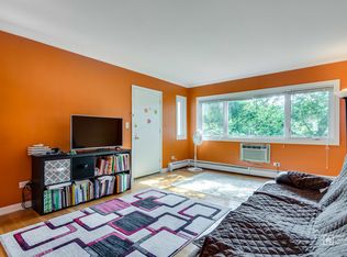 1331 W Chase Ave APT 3B, Chicago, IL 60626
