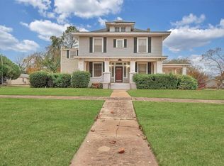 705 N Pennsylvania Ave, Mangum, OK 73554