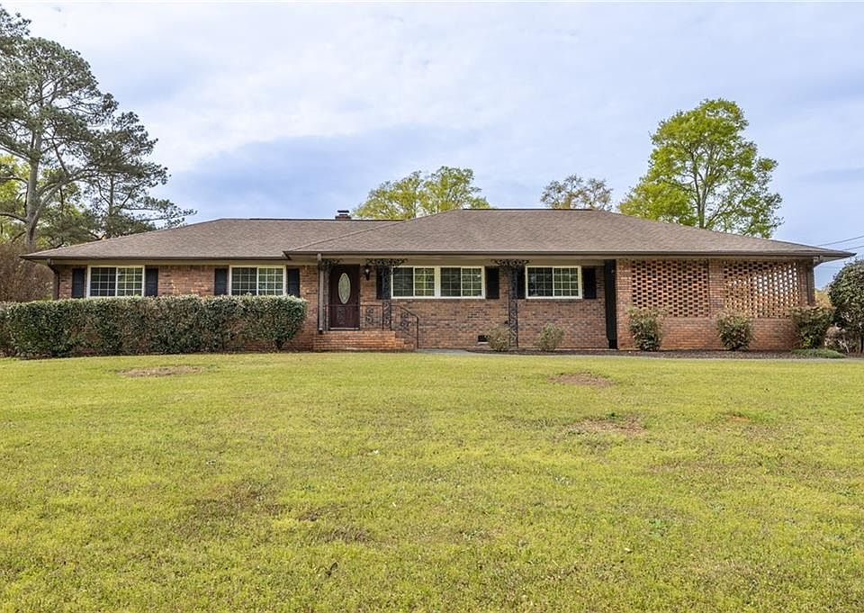 1st image of 318 Tyrone Rd