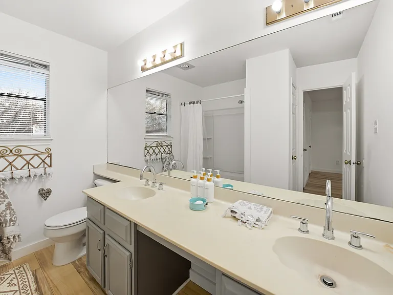 12901 Silver Creek Dr — Photo 73