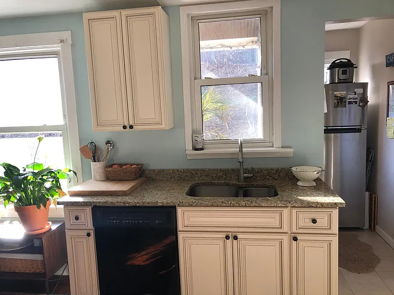 742 Shady Dr E — Photo 8