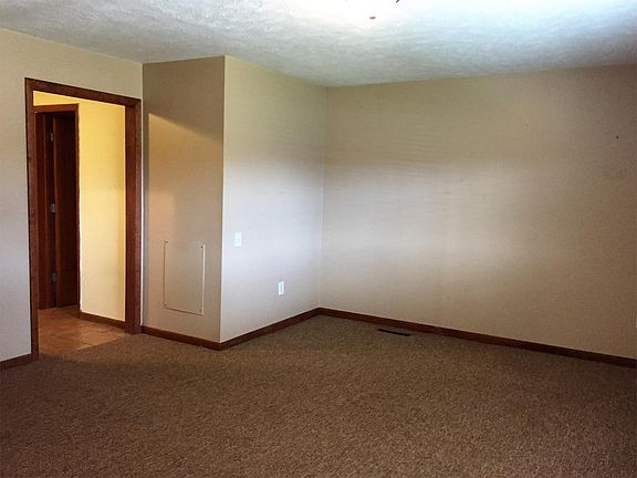 Livingroom from front door