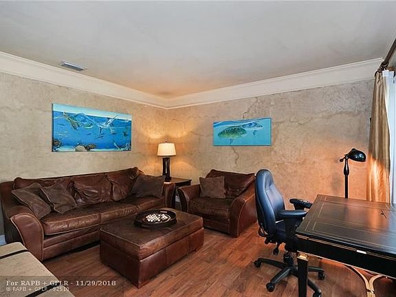 5th image of 7609 Parkview Way