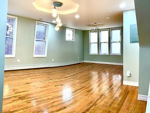 3rd image of 32-03 85th St