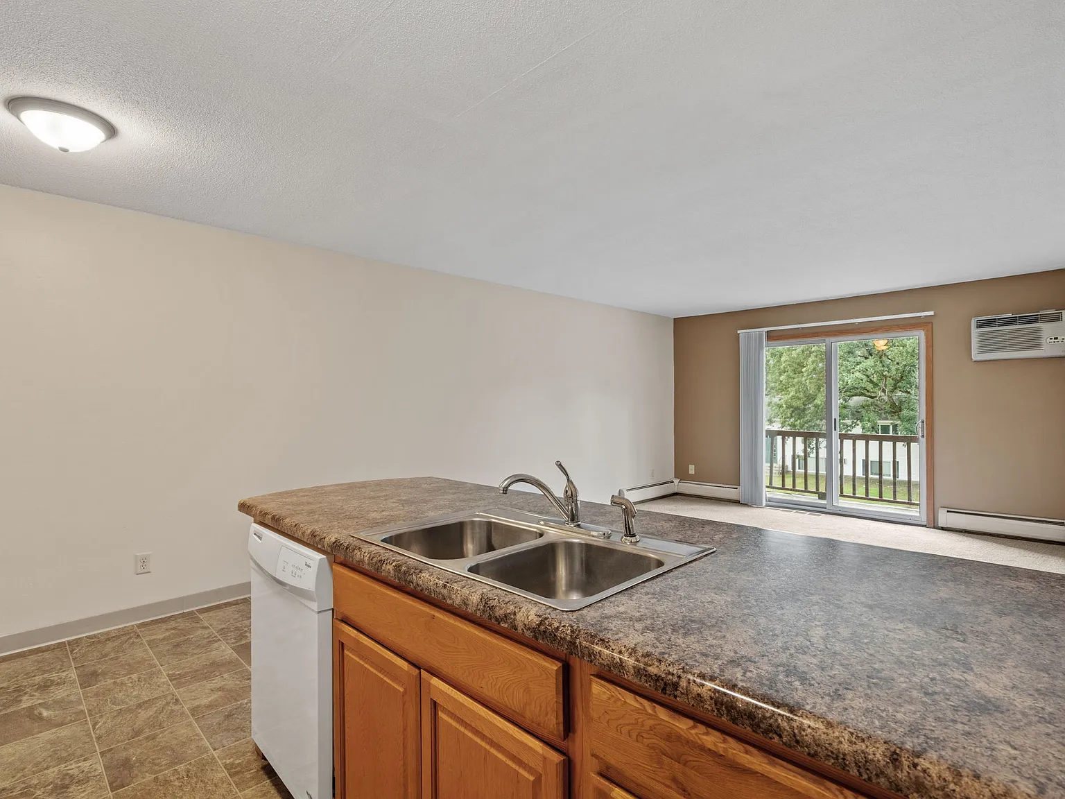 Arcadia Park Apartments — Photo 4