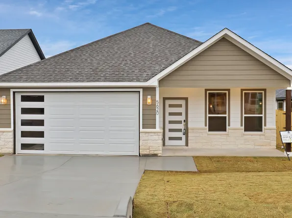 5620 Barkridge Dr, Granbury, TX 76048