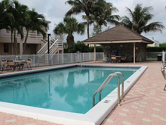 3rd image of 11000 S Ocean S Drive #6-I