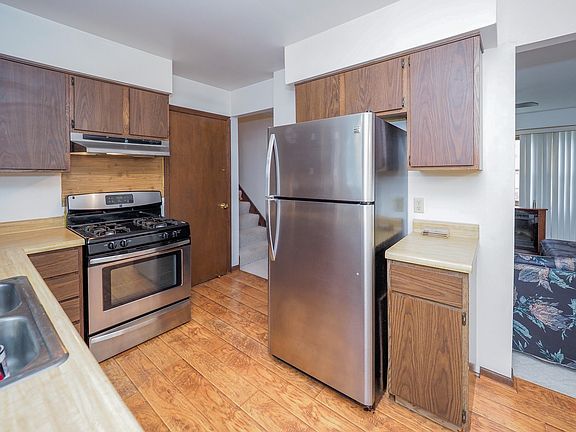 3rd image of 2627 Aspen Dr