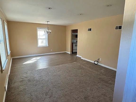 3rd image of 283 S Barat Ave
