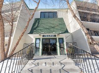 10521 Cedar Lake Rd APT 501, Minnetonka, MN 55305