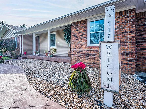 2nd image of 117 Alta Vista Way