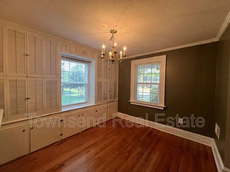 508 Huske St — Photo 10