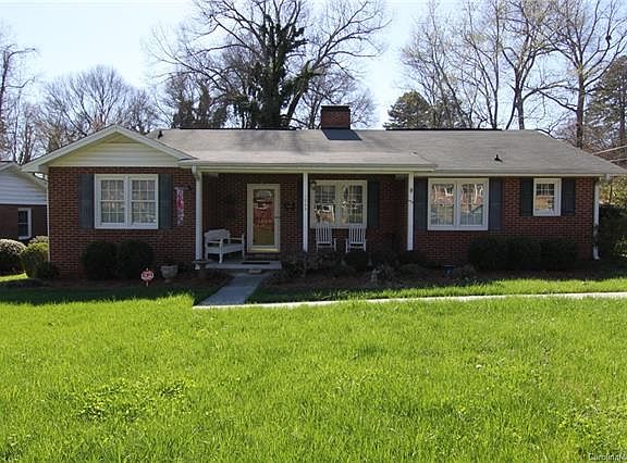 2nd image of 1549 E Ann St