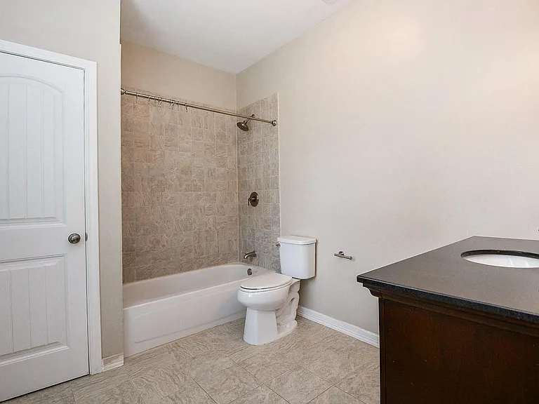 927 Grand Junction Dr — Photo 20