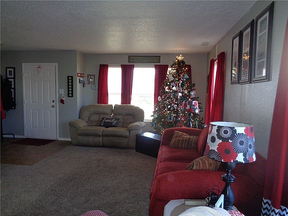 3rd image of 5615 N Peppereel Way
